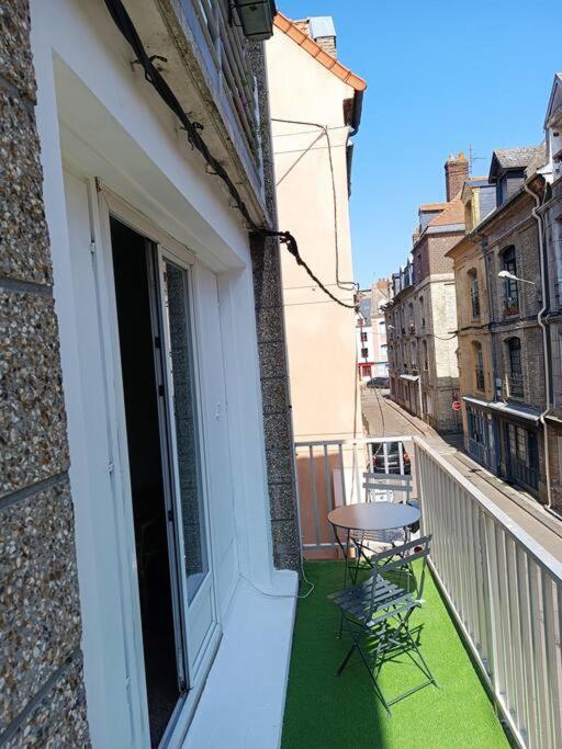 Character Family Apartment Dieppe Ngoại thất bức ảnh